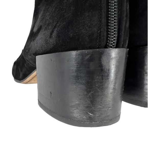 Chanel 2019 Interlocking CC Logo Suede Lace-Up Boots - Picture 12 of 16